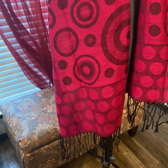 Scarf - Picture 4 of 4